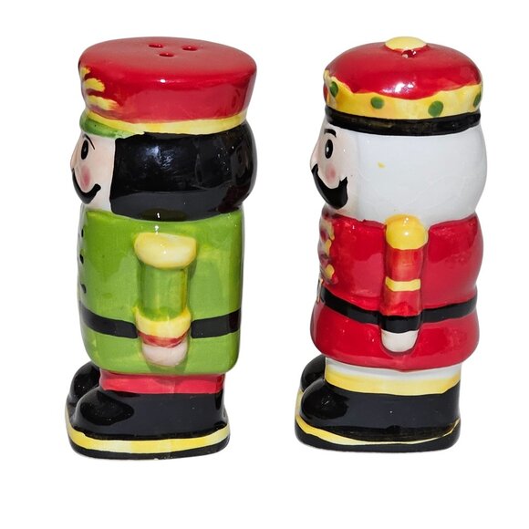 2014 Christmas Nutcracker Salt Pepper Shakers set Christmas decor ceramic - Picture 3 of 8